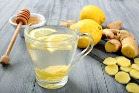 Khasiat air lemon