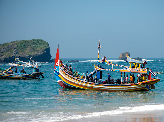 Pantai Papuma Jember