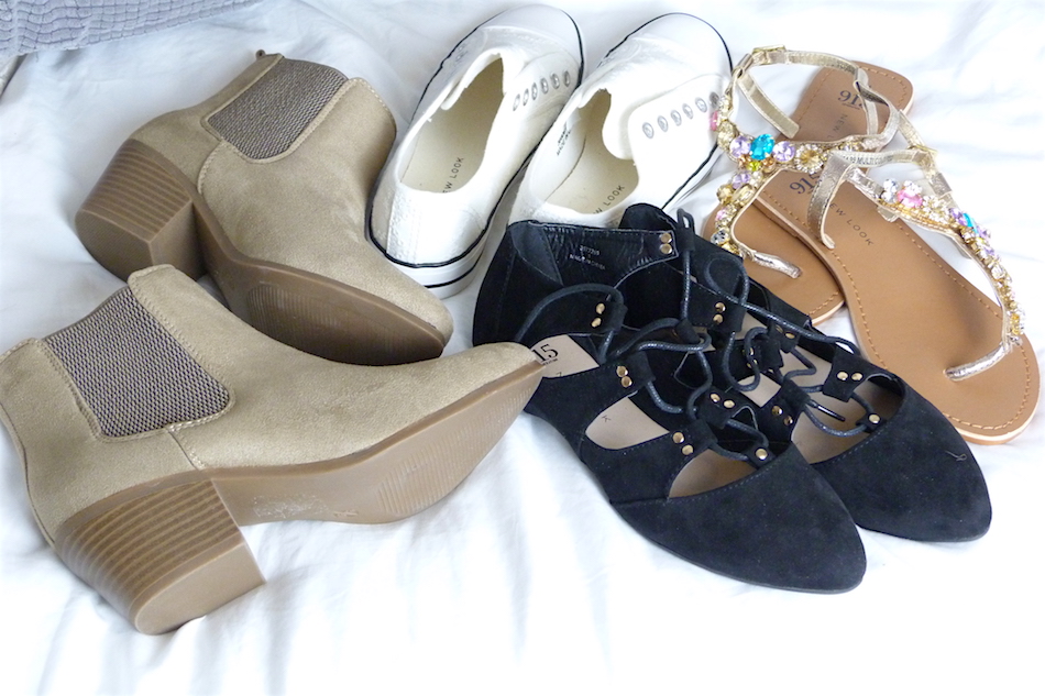 What I've Been Buying // Feb 2016 Lucyy Writes