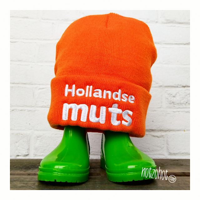 Koningsdag outfit? Lopende Holland souvenirs? Draag deze kopsok en wandel rond als een typisch Nederlandse muts!