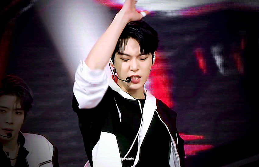 200329%25EC%259D%25B8%25EA%25B0%25802.gi