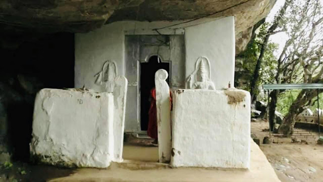 සිත් සුවපත් වන - ලිහිණියාගල ලෙන් විහාරය ☸️🙏🎋🌱 ( Lihiniyagala Rock Temple ) - Your Choice Way
