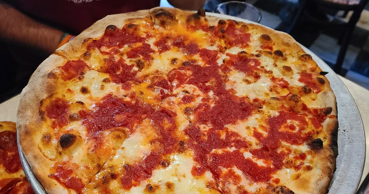 John's of Bleecker Street New York, NY NEPA Pizza Review