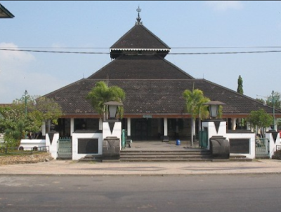 3. masjid tertua di indonesia 3. masjid tertua di indonesia