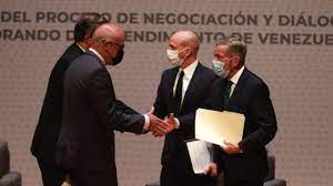 Gobierno y oposición van a segunda ronda del diálogo en México
