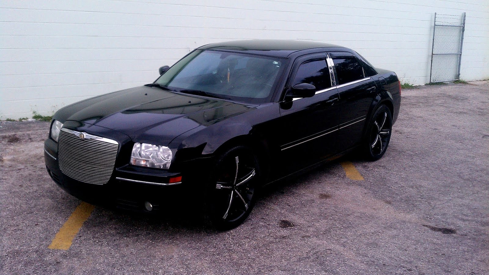 Chrysler 300 Black On Black - Black Choices