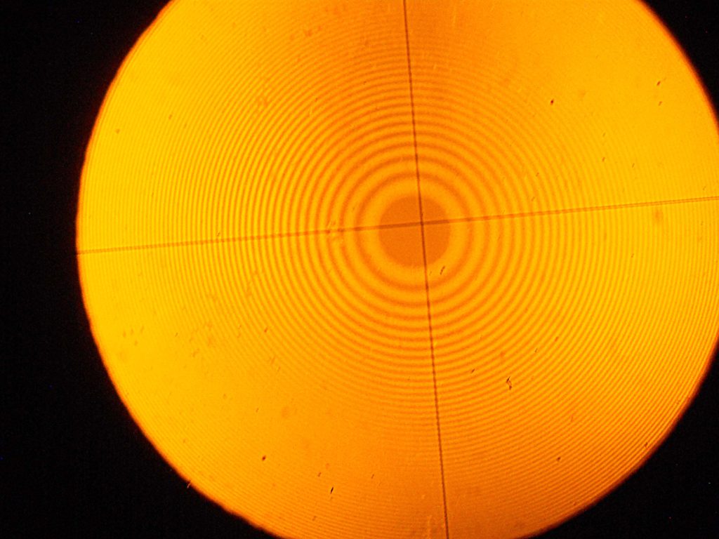 How many rings are to be formed in Newton's ring experiment?