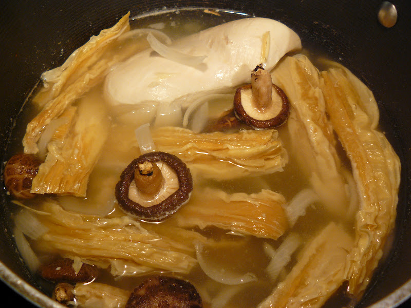 Chinese Chicken Ginger Soup