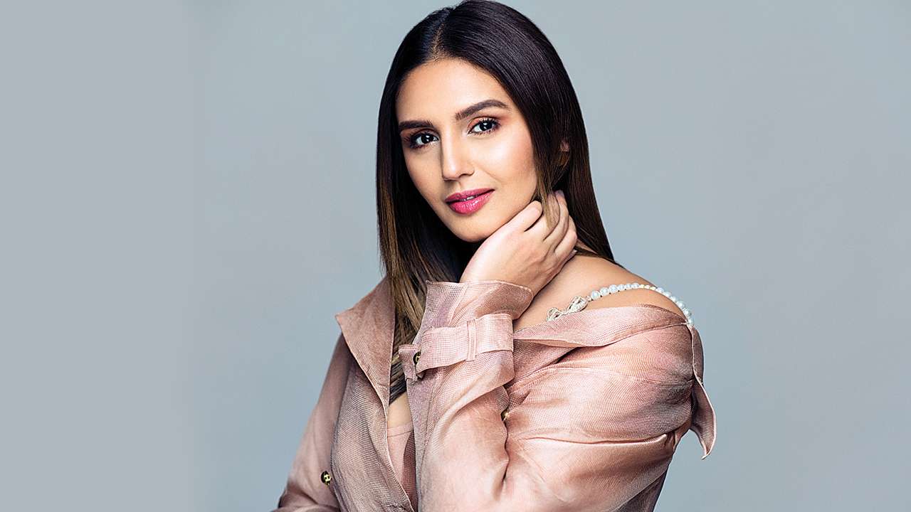 Huma Qureshi To Become Zombie For Army Of The Dead Hot Celebrity