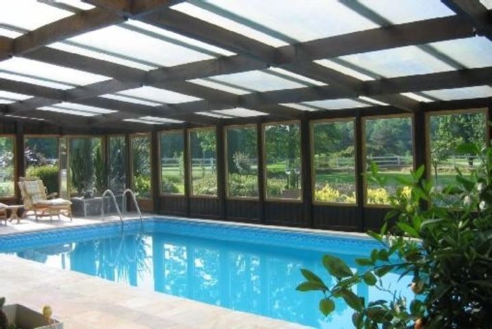 the idea of making a private swimming pool on the home page