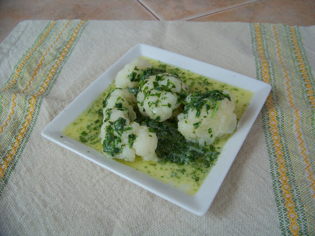 Cauliflower with Herbs  (Blomkål med Urter)