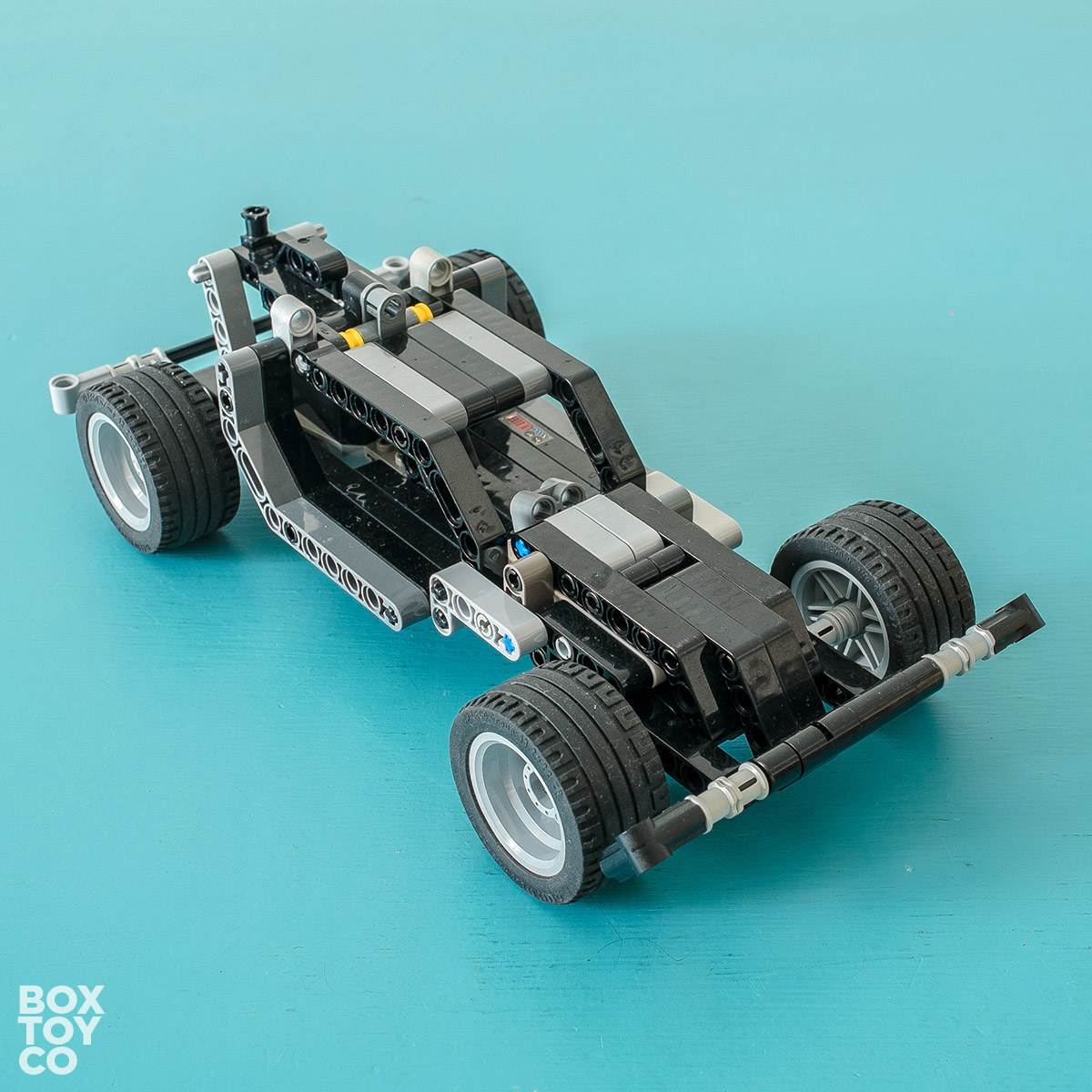 Building LEGO® Technic pullback cars BoxToy.Co