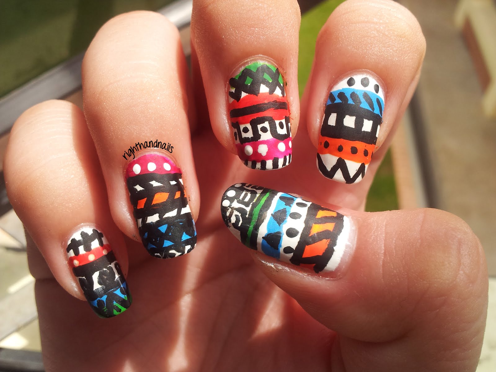 righthandnails: Tribal nails!