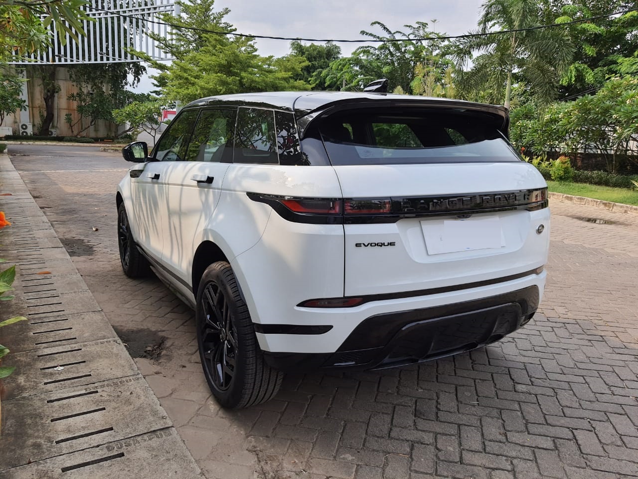 Range Rover Evoque с люком