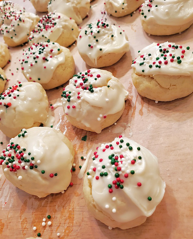 Grandma's Soft Italian Wedding Cookies | What's Cookin' Italian Style