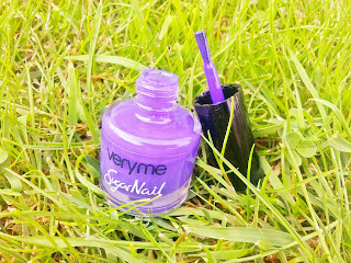 oriflame-very-me-sugar-nails-purple-berry-swatch-picture