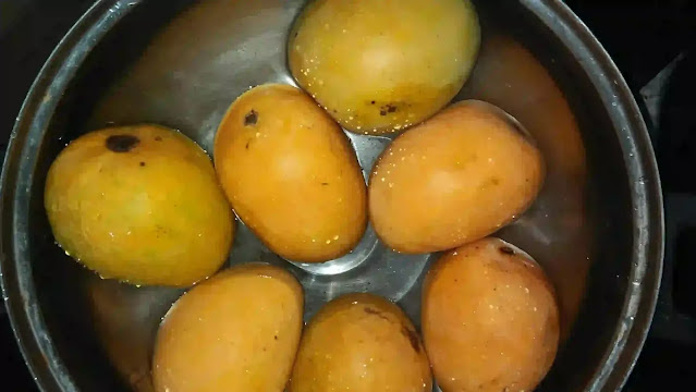 Mangoes Mangoes