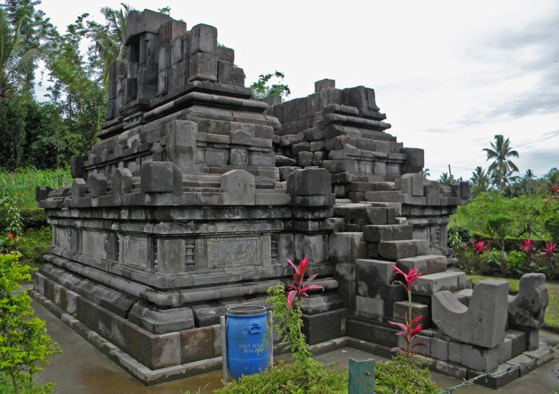 CONTOH CANDI PENINGGALAN HINDU BUDHA DI INDONESIA BESERTA GAMBAR DAN