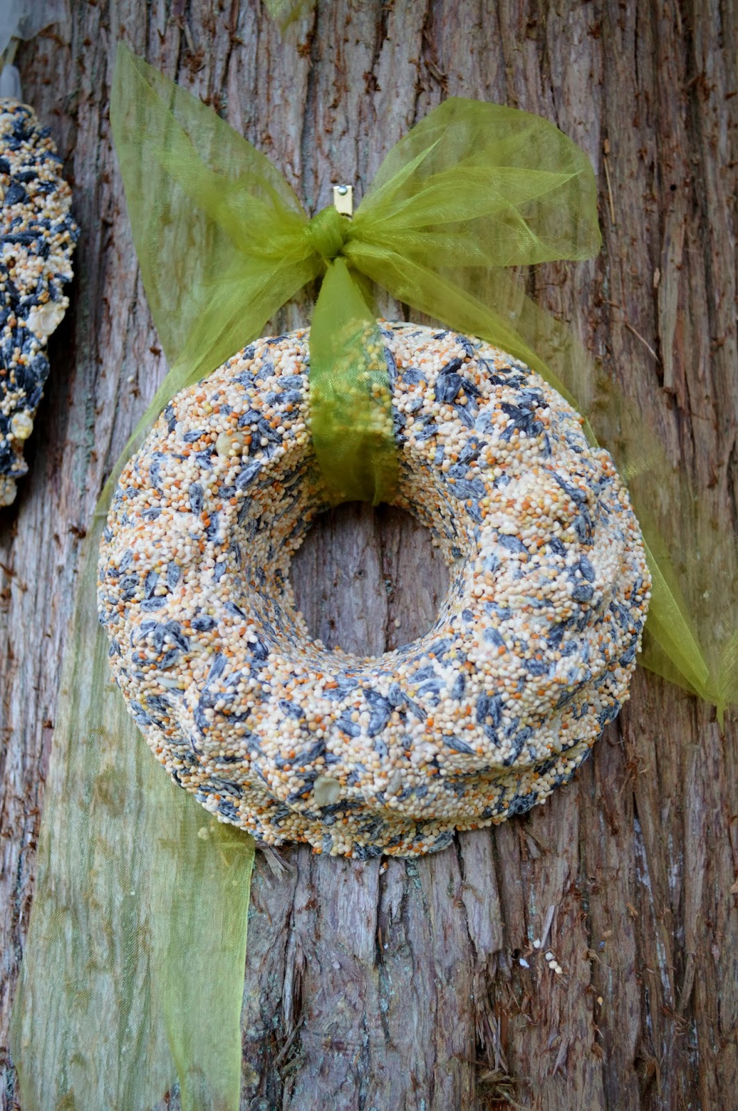 The Nitty Gritty Potager Bird Seed Wreaths They're For The Birds