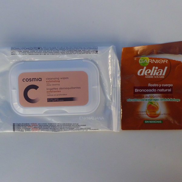 Cosmia Cleansing Wipes Exfoliating / Garnier Delial Toallita Autobronceadora