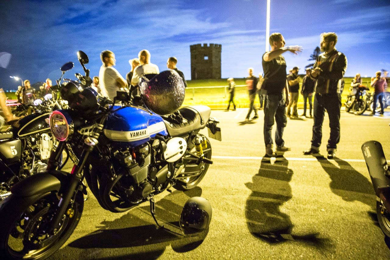 The New XJR1300 meets some Distinguished Gentlemen RocketGarage