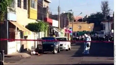 GUANAJUATO: SE TAMAULIPEQUIZA, día violento; matan a nueve, 40 tiros recibió una de las víctimas MACEDONIO