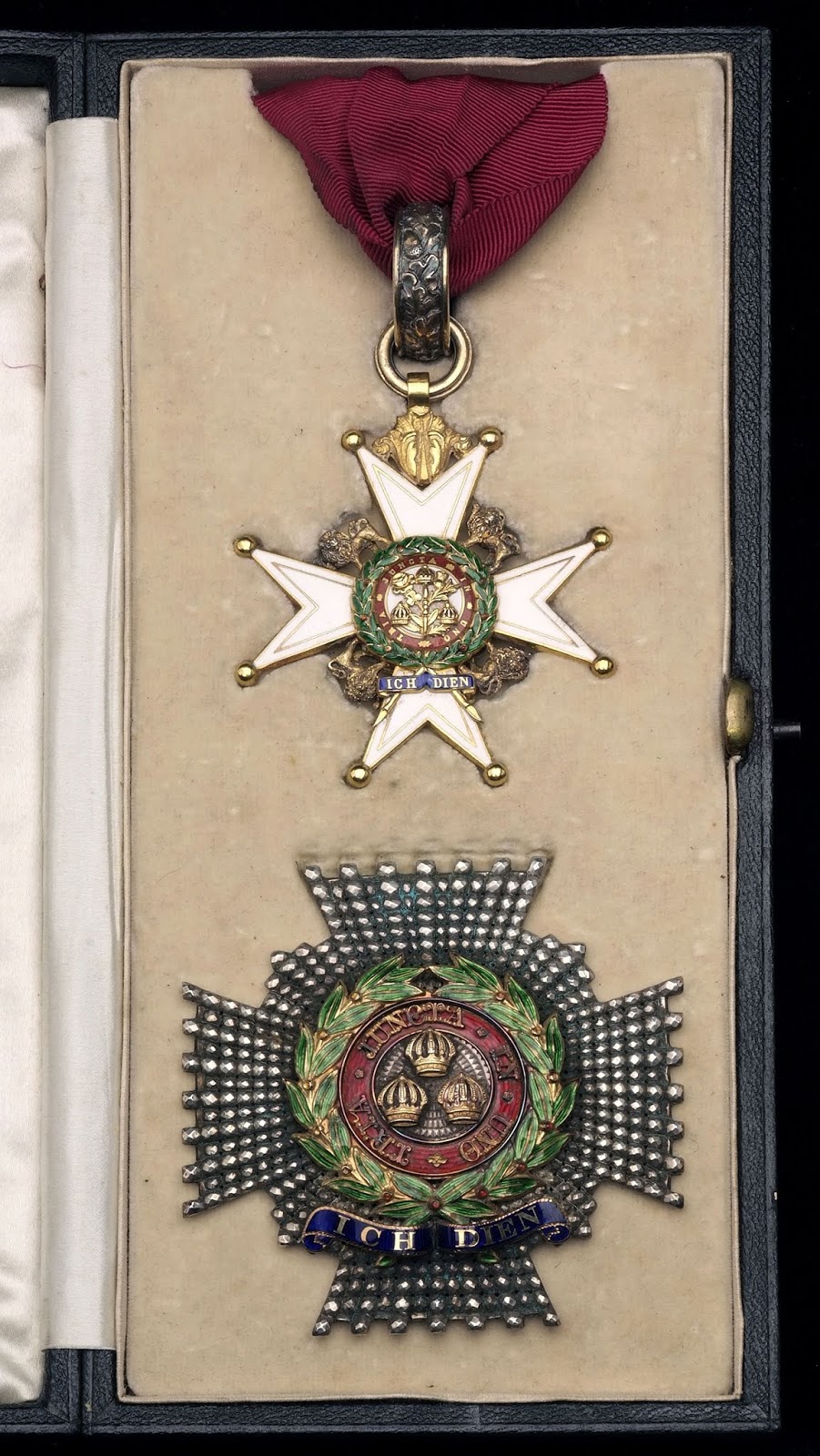 мьянма орден. Highest british orders of chivalry. рыцарь командор ордена британской империи. рыцарский орден британской империи. British army military medals 1700s.