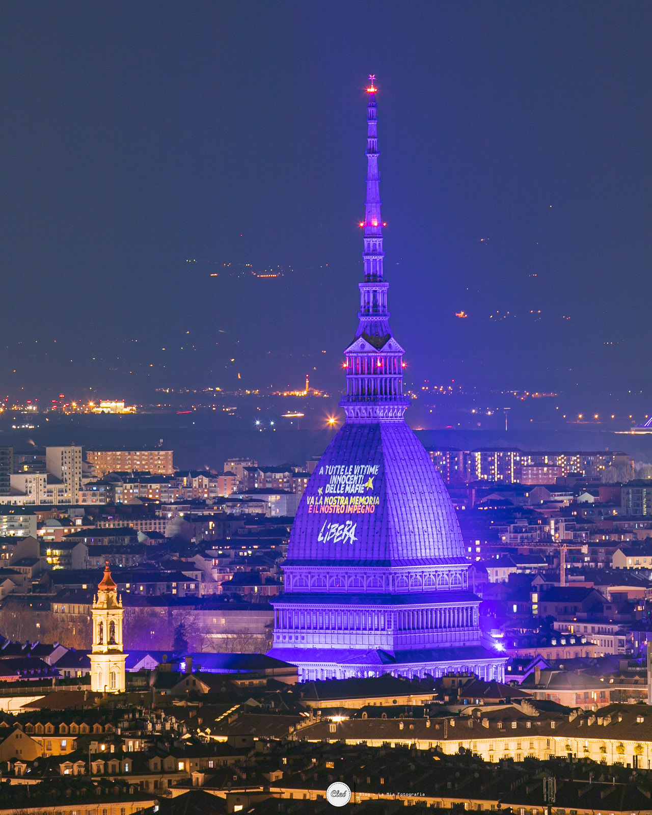 La Mole Antonelliana in Ricordo delle Vittime Innocenti delle Mafie