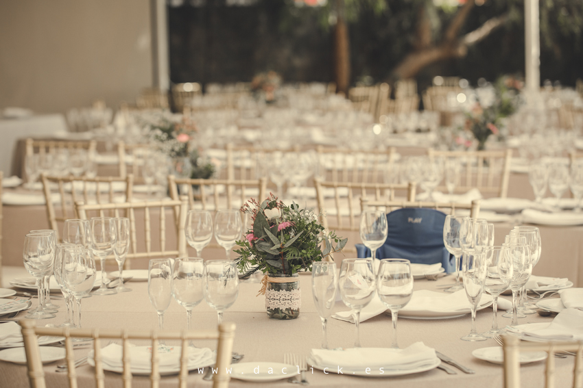 decoración de mesas de banquete de bodas