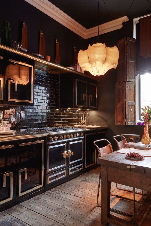 The-Boho-Glam-Apartment-of-Sera-Hersham-Loftus-photographed-by-Jake-Fitzjones-17.jpg
