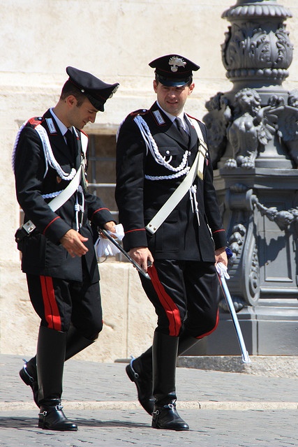 Half Windsor Full Throttle: Stylish Italian Police Uniforms - Carabinieri