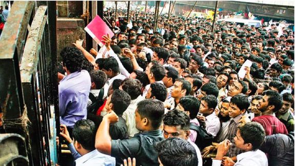 मोदी का जादू, राज्यों में बेअसर, उतरता भगवा रंग