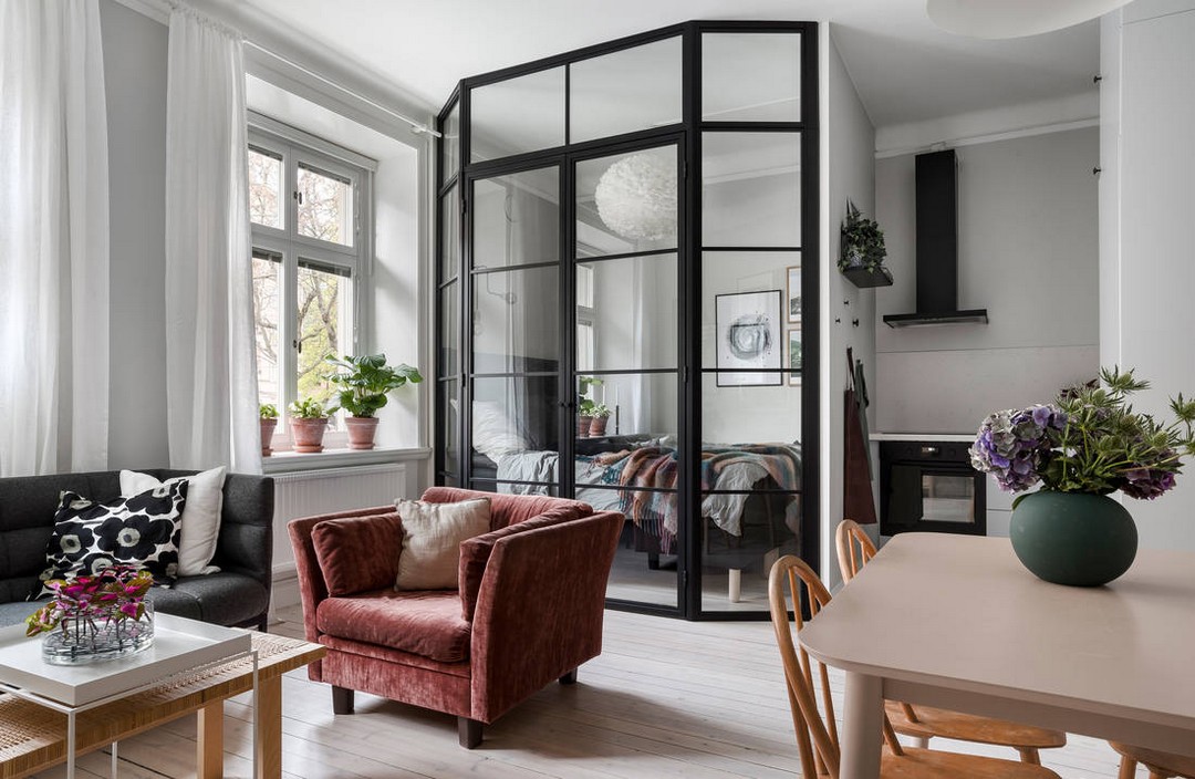 UNE VERRIÈRE DÉPORTÉE