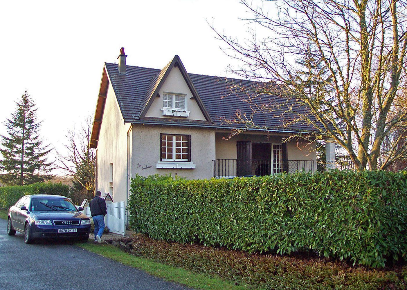 Living the life in SaintAignan Random house images and features