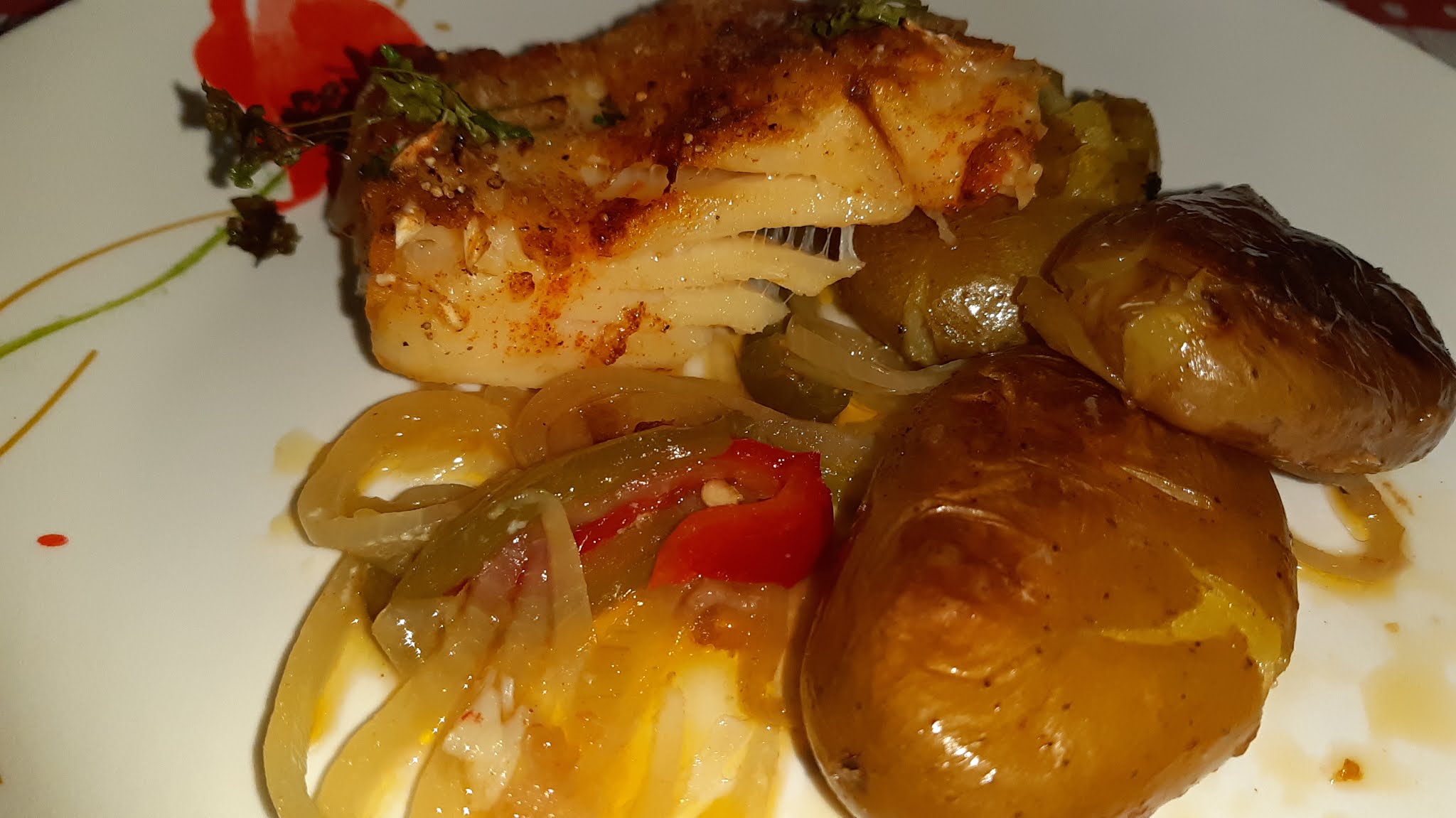 Receitinhas da Belinha Gulosa Bacalhau assado no forno com batatas a murro