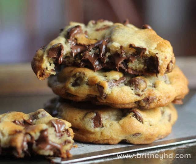 PERFECT CHOCOLATE CHIP COOKIES
