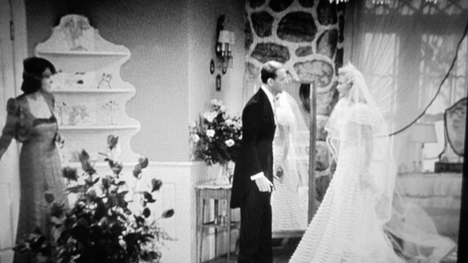 ♥ footloose and fancy free. a glimpse of glamour.