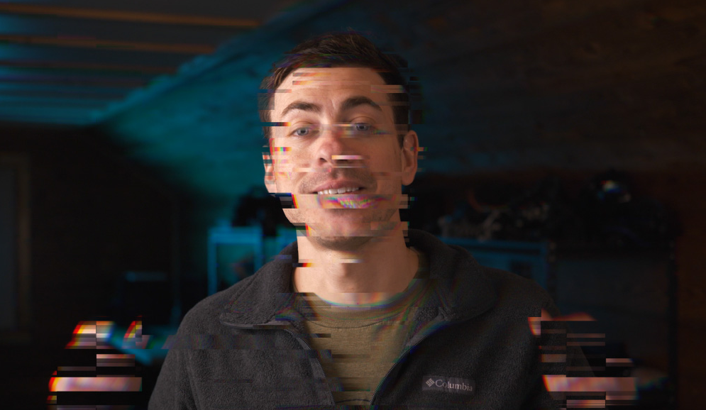 how to add glitch effect to video