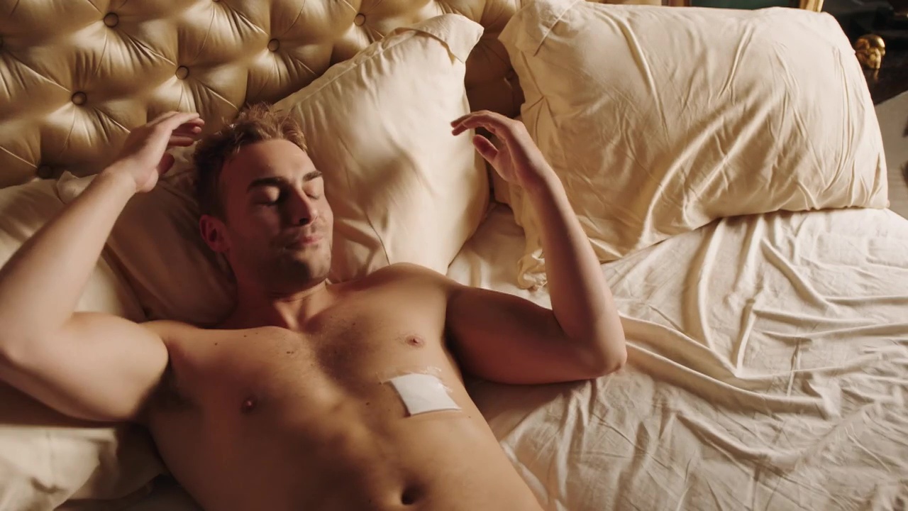 Tom Austen shirtless in The Royals 4-07 "Forgive Me This My Virtue&quo...