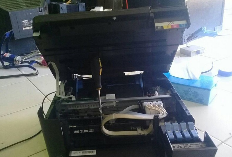 Cara Mengeluarkan Kertas Tersangkut di Printer Epson L3110 | Printersiana