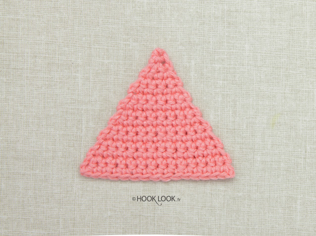 triangle équilatéral au crochet