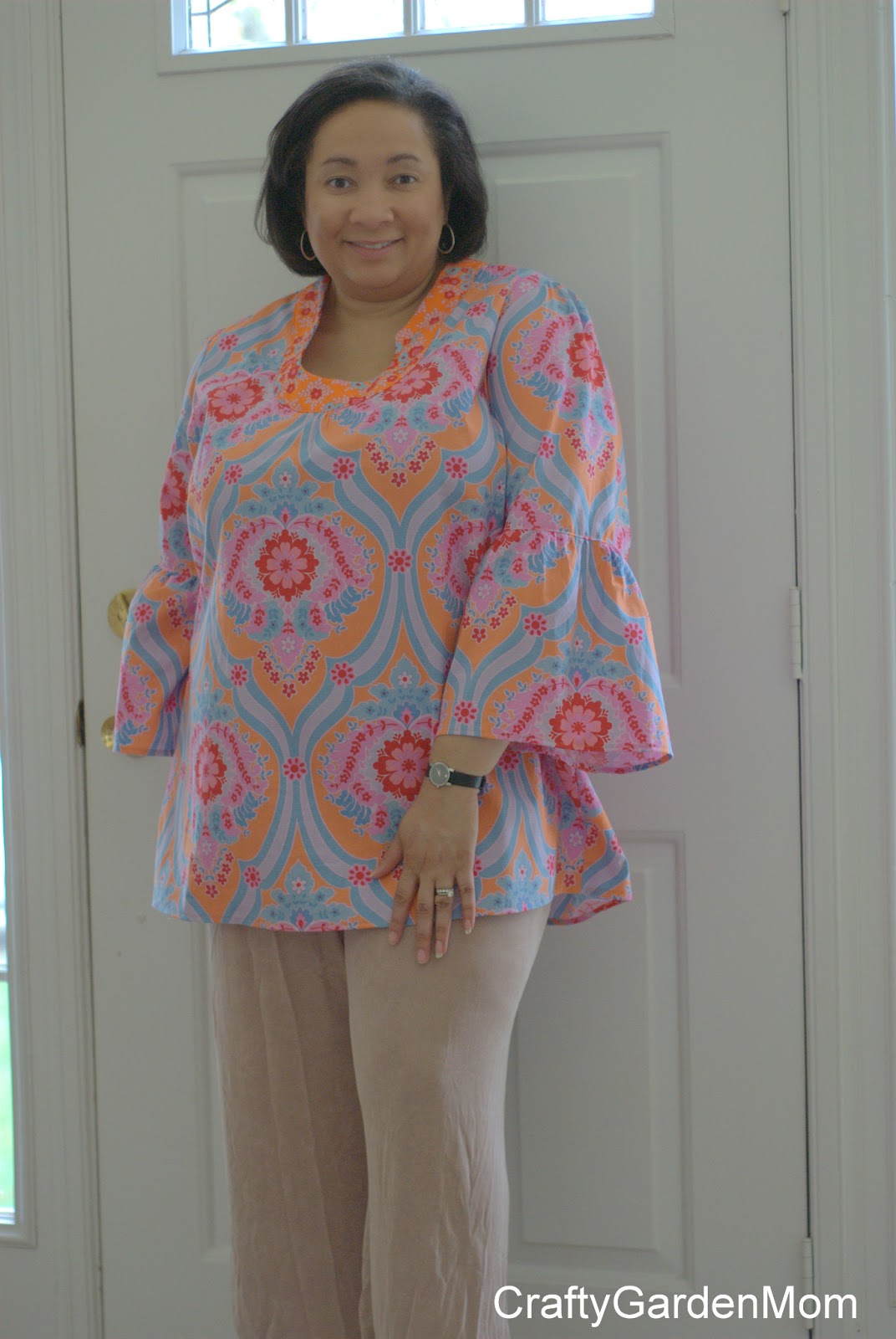 Crafty Garden Mom: Spring Top: The Shana Bell Sleeved Tunic