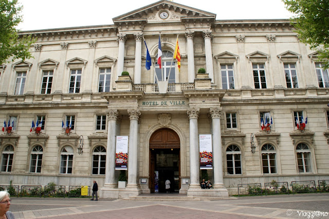 Il Municipio di Avignone si trova in Place de l'Horloge