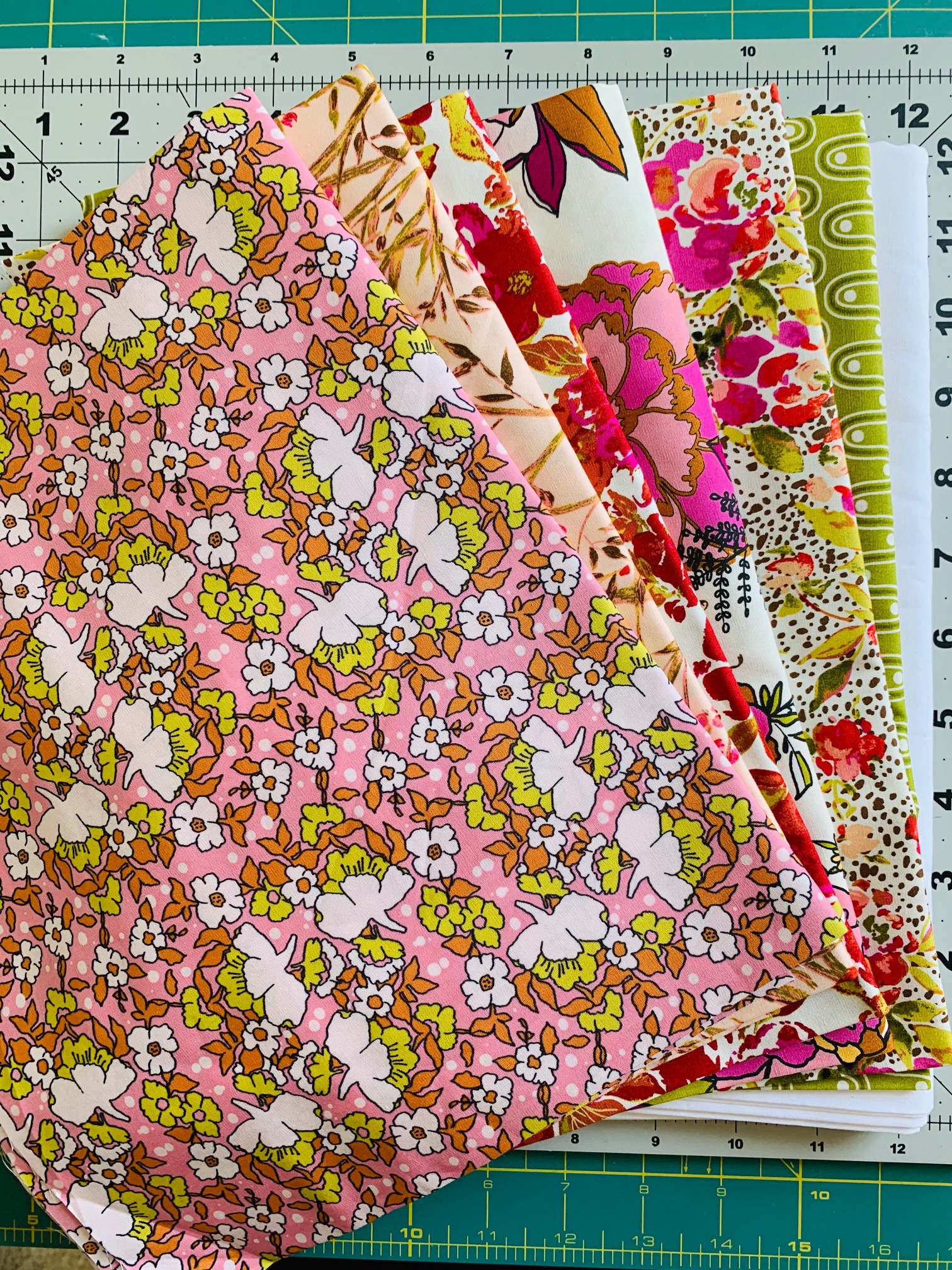 Serendipity in Love Creations Phoenix Quilt...