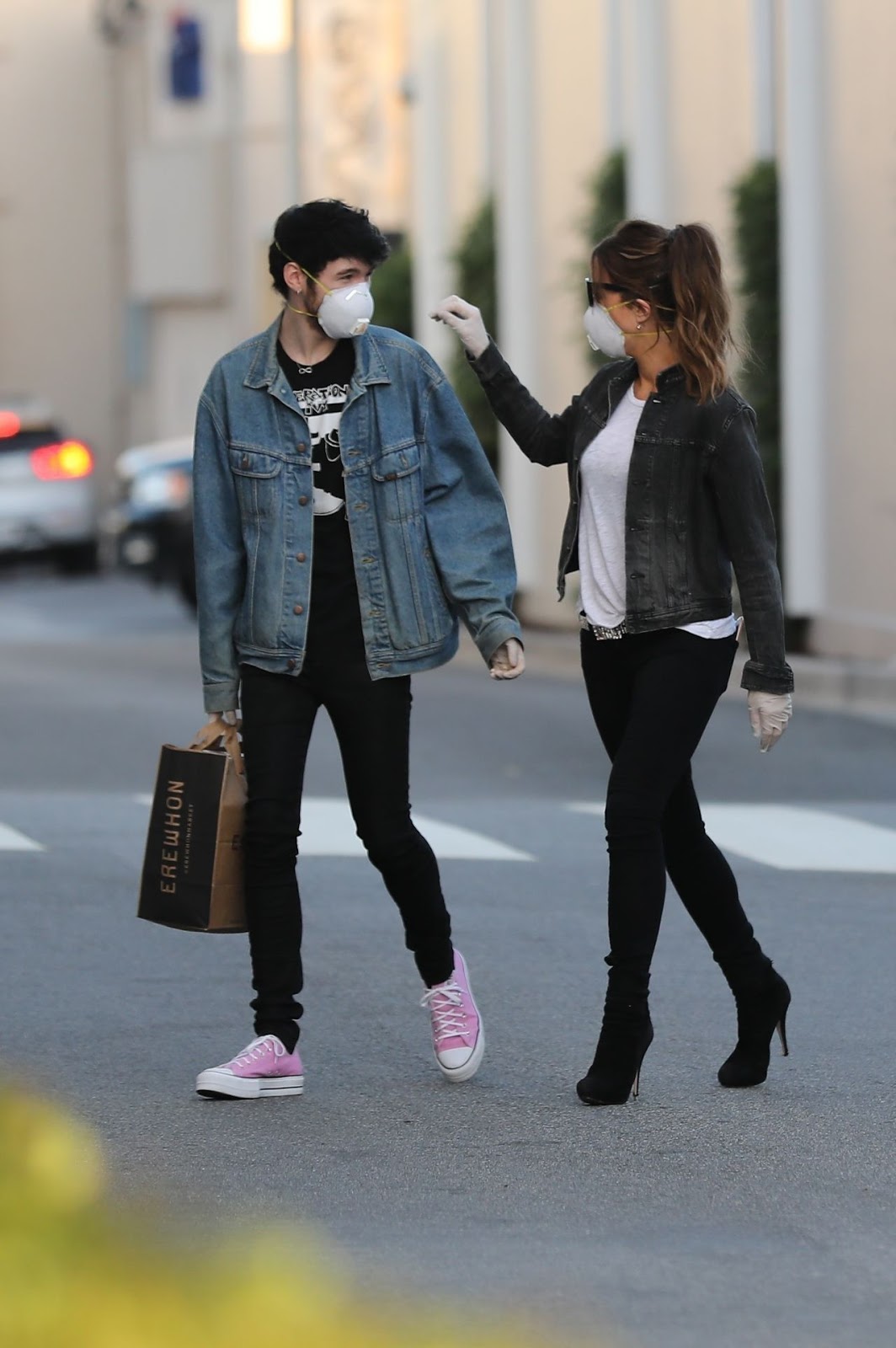 labels kate beckinsale share