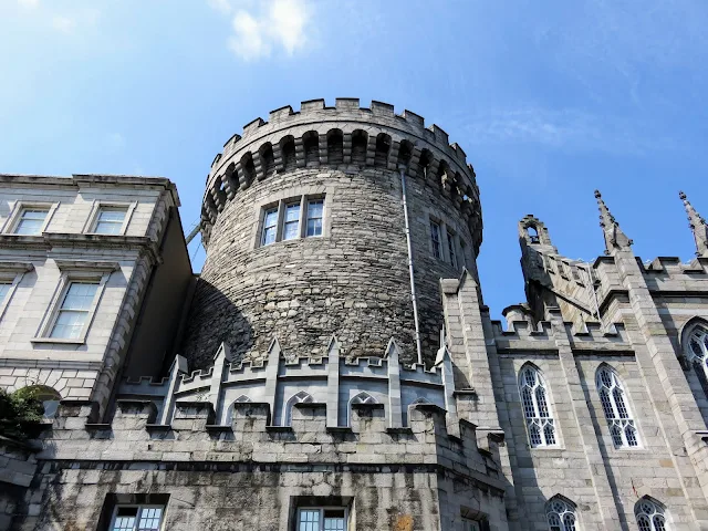 Best Dublin Walks: Dublin Castle on the 1916 Rebellion Walking Tour