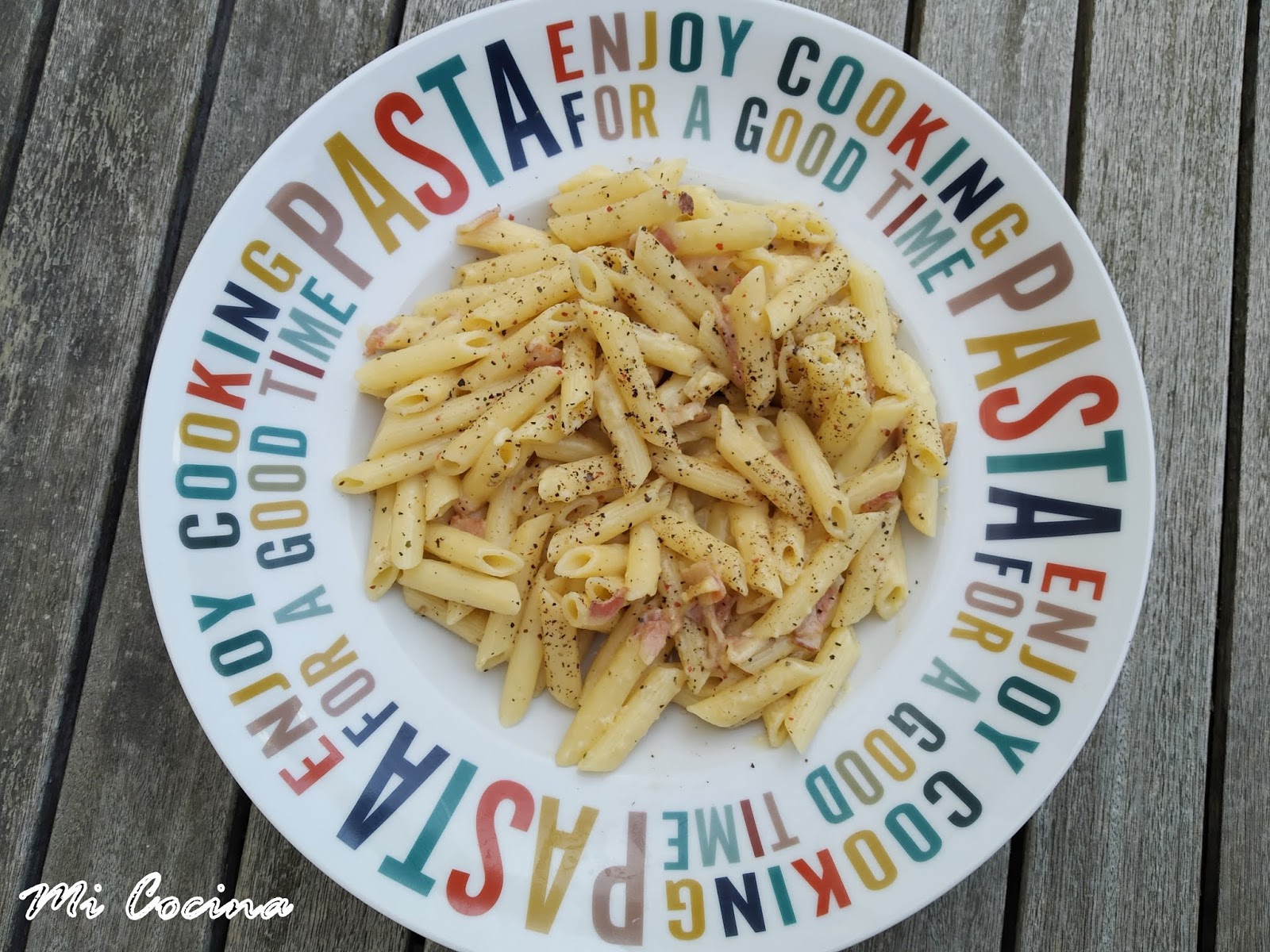 MACARRONES A LA CARBONARA (MACCHERONI ALLA CARBONARA)