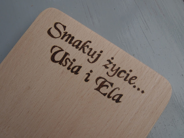Personalizowana drewniana deska do krojenia bukowa z twoim napisem