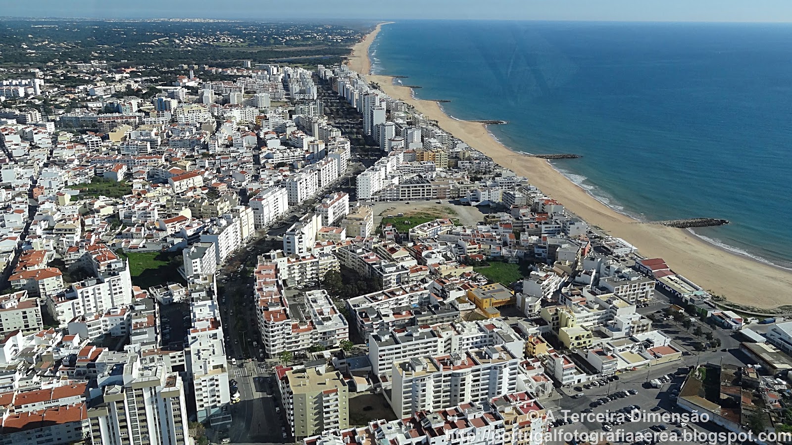 A Terceira Dimensão Quarteira