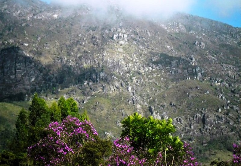 VIAGEM, TURISMO E AVENTURAS POR LUGARES INCRÍVEIS SERRA AZUL DE MINAS / MINAS GERAIS / BRAZIL